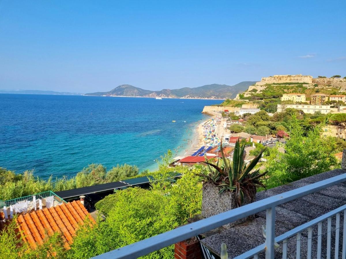 Appartamenti La Terrazza Sulle Ghiaie - Goelba Портоферрайо Экстерьер фото