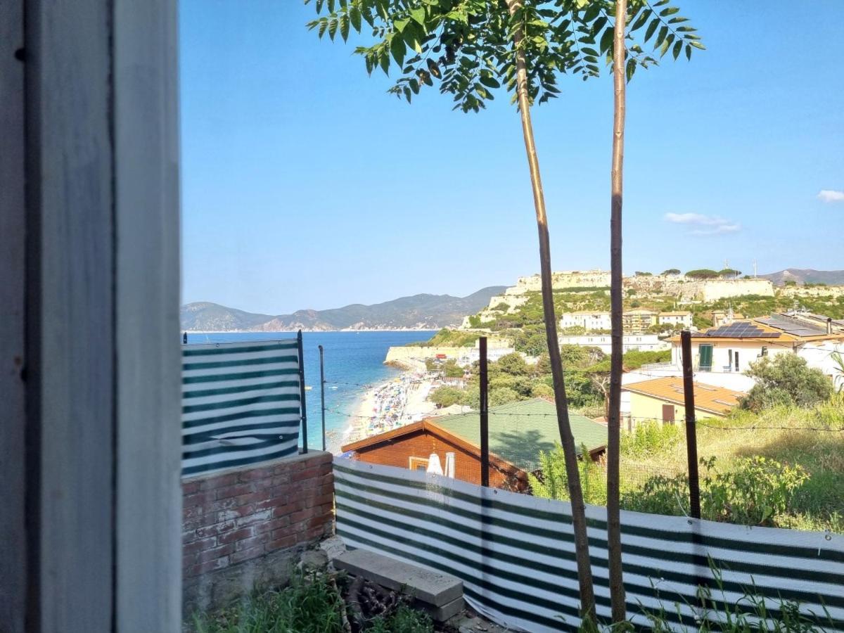 Appartamenti La Terrazza Sulle Ghiaie - Goelba Портоферрайо Экстерьер фото